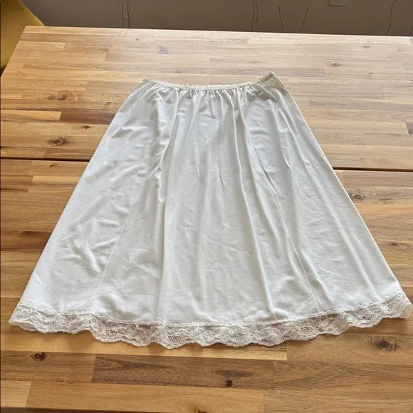 Vintage Balletcore Lace Whimsical Satin Slip - Picture 7 of 7